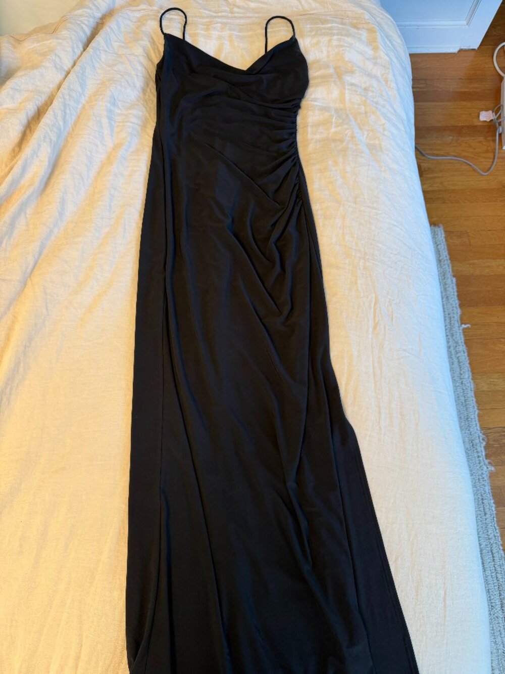 Laundry by Shelli Segal floor-length black dress, size 6